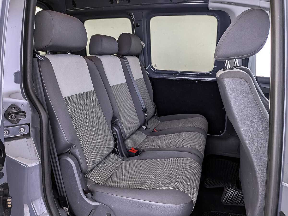 Купить Volkswagen Caddy с пробегом. Фото: #17