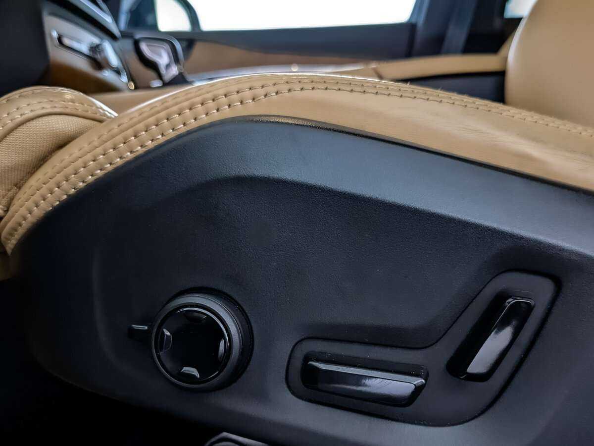 Купить Volvo XC90 с пробегом. Фото: #15