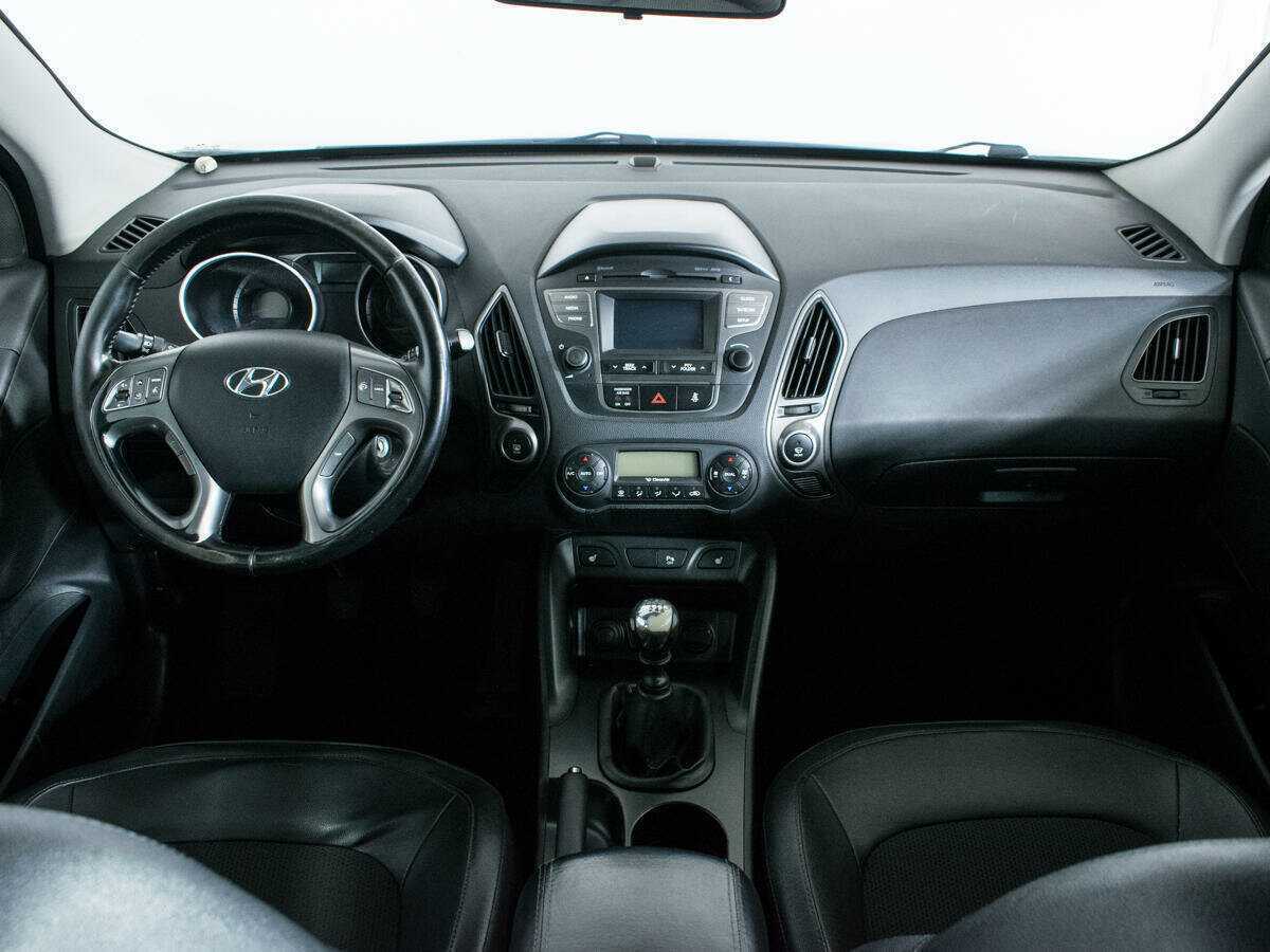 Купить Hyundai ix35 с пробегом. Фото: #11