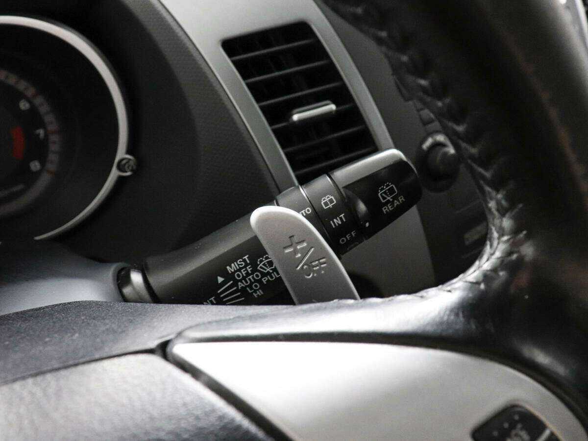 Купить Mitsubishi Outlander с пробегом. Фото: #12