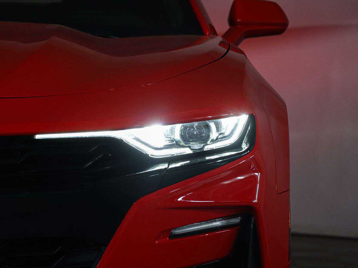 Купить Chevrolet Camaro с пробегом. Фото: #27