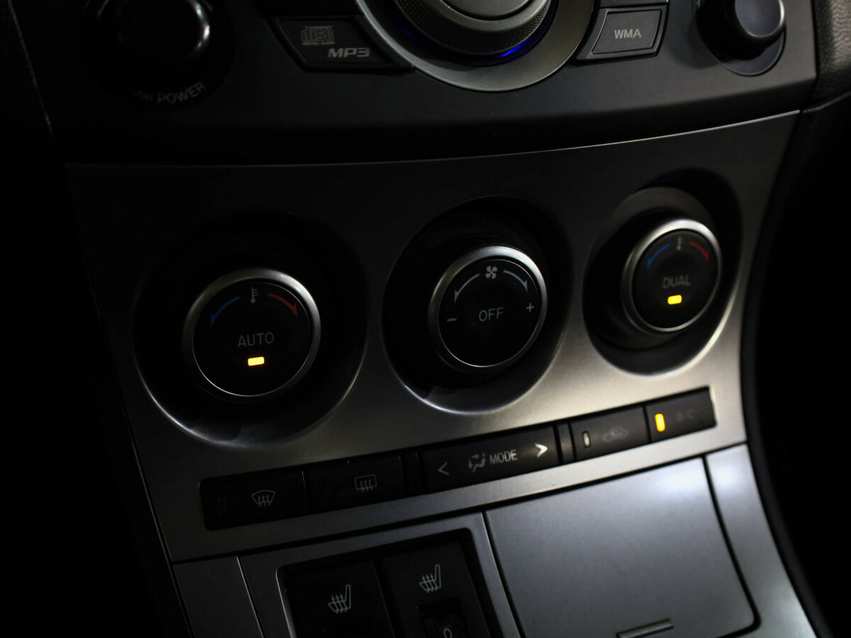Купить Mazda 3 с пробегом. Фото: #14