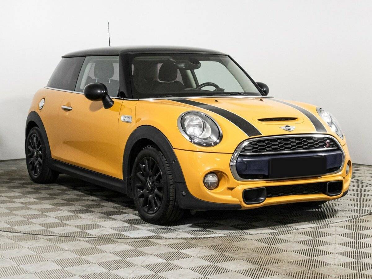Купить Mini Hatch с пробегом. Фото: #2