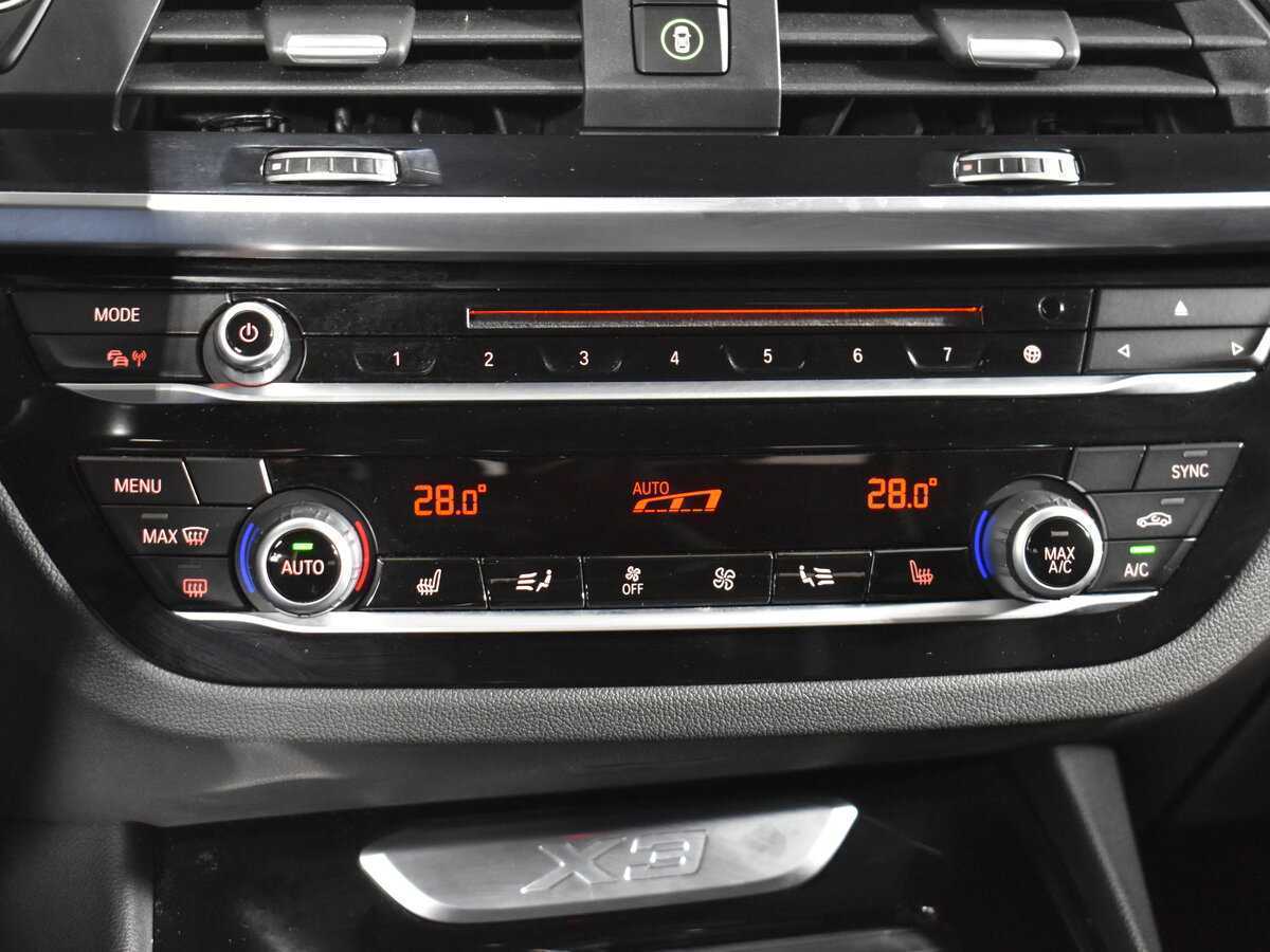 Купить BMW X3 с пробегом. Фото: #12