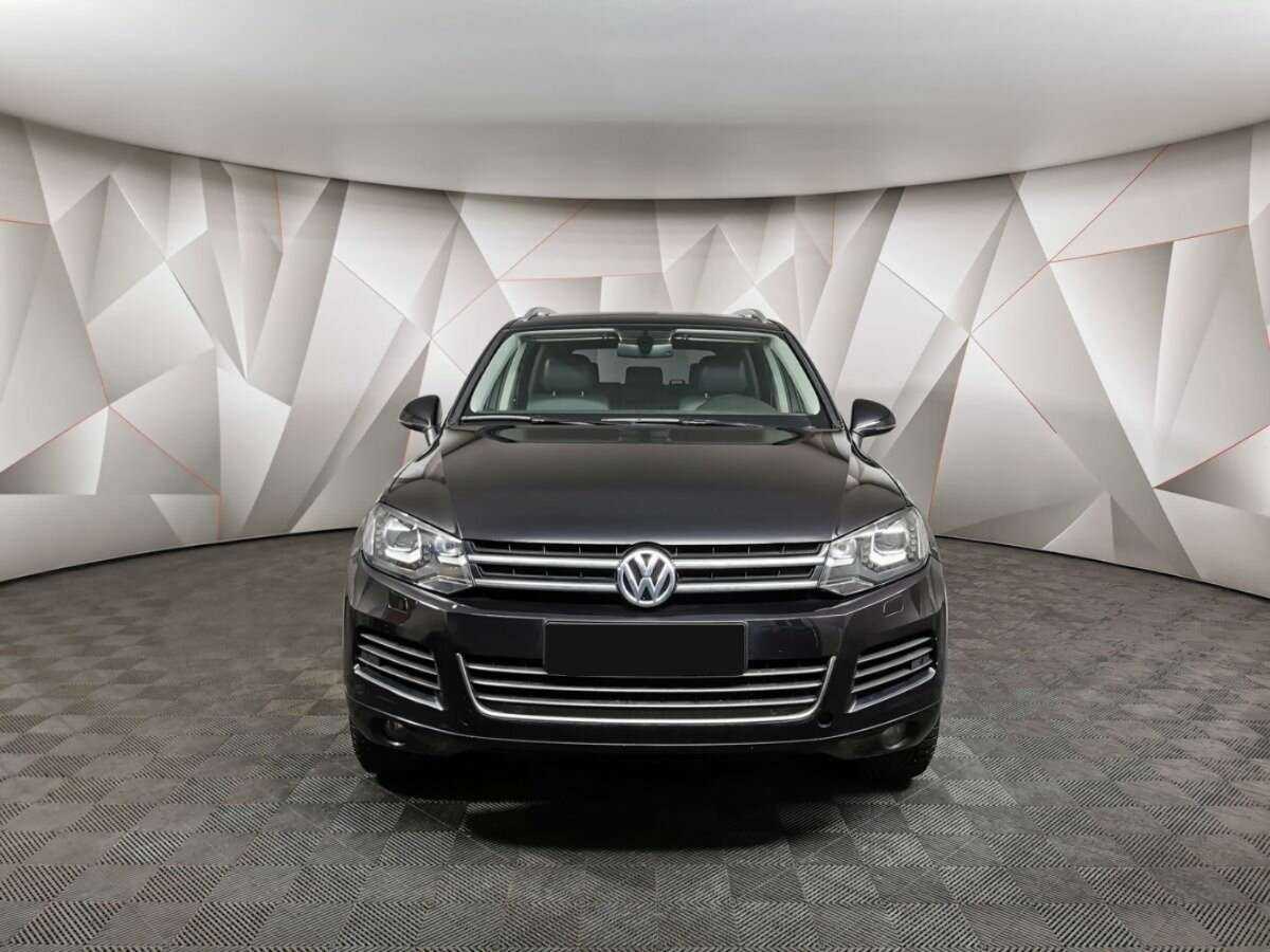 Купить Volkswagen Touareg с пробегом. Фото: #6