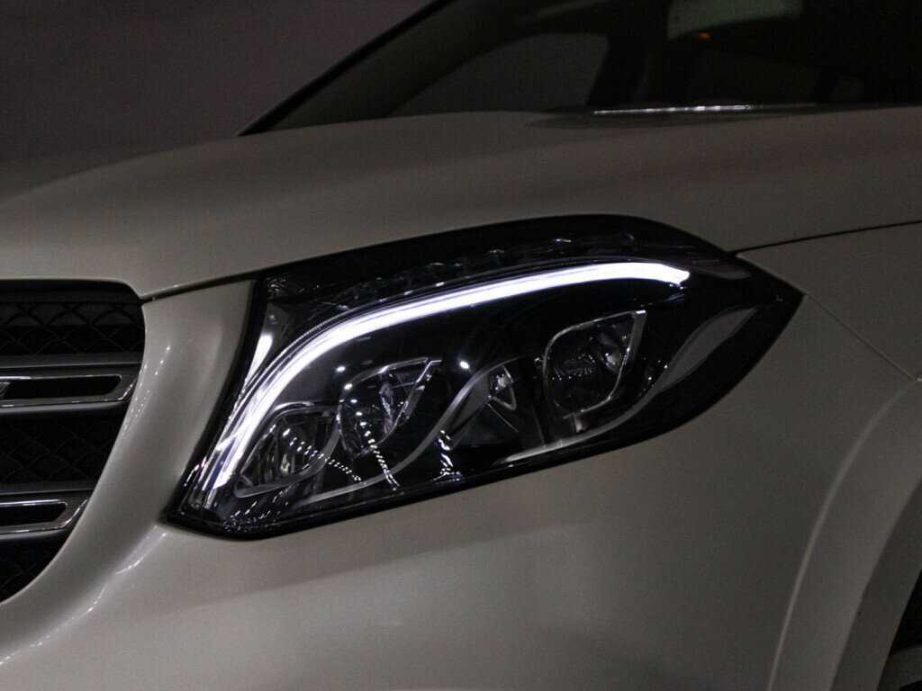 Купить Mercedes-Benz GLS с пробегом. Фото: #31