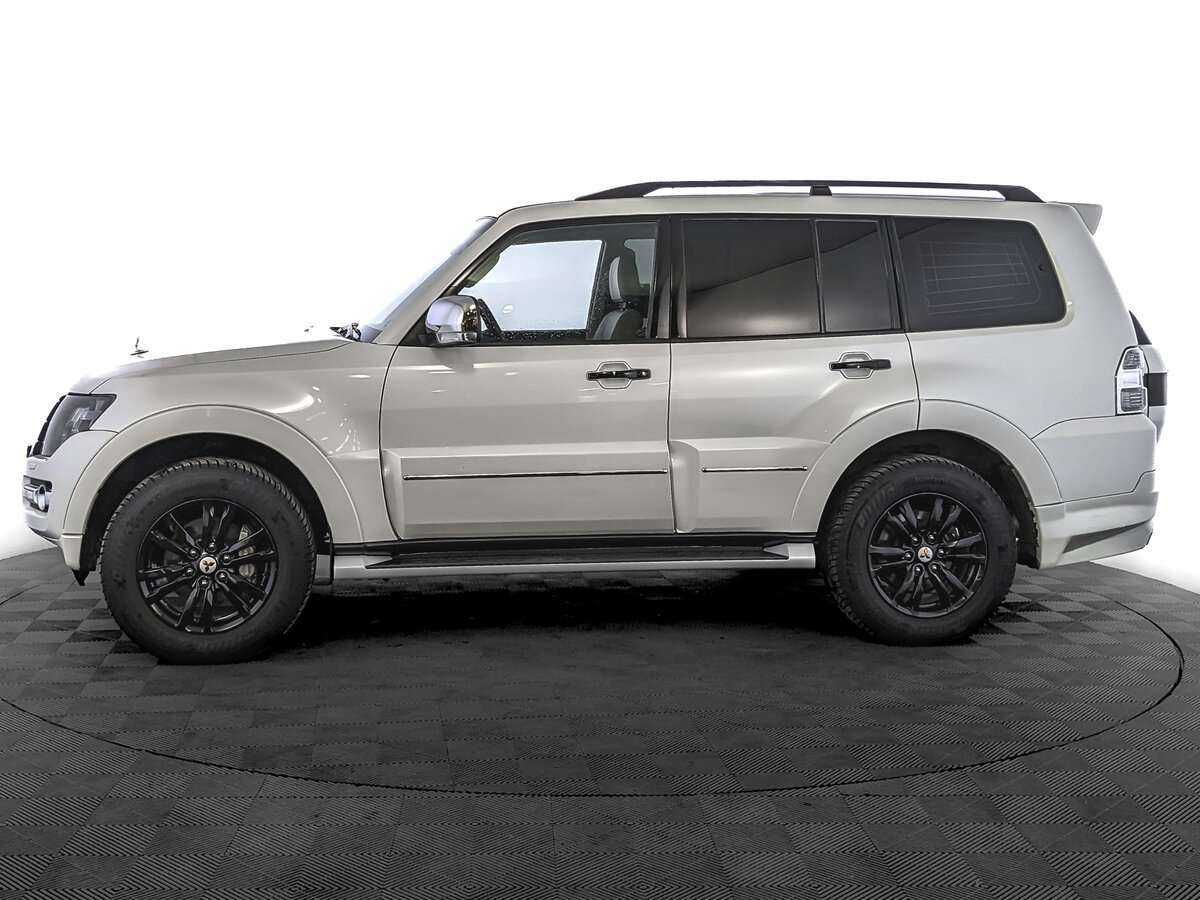 Купить Mitsubishi Pajero с пробегом. Фото: #6