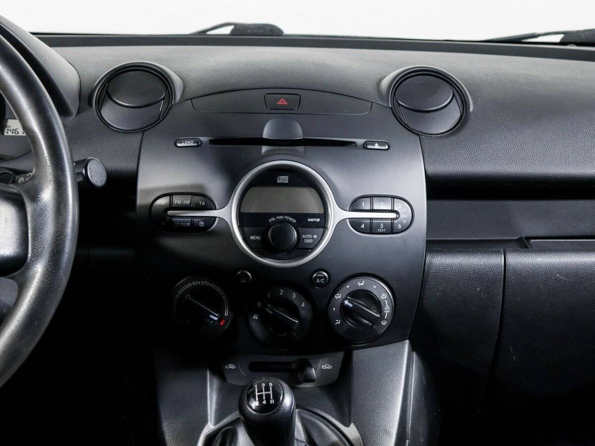 Купить Mazda 2 с пробегом. Фото: #12