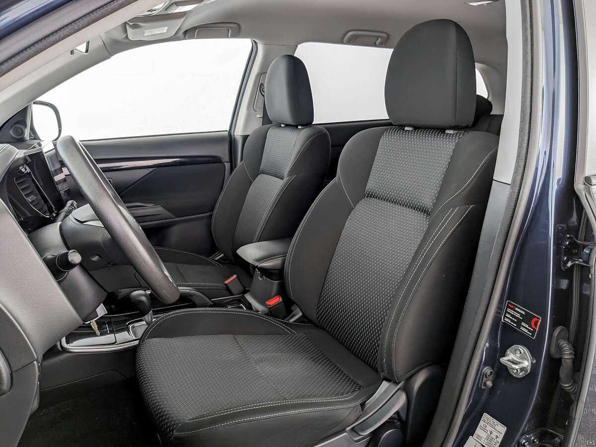 Купить Mitsubishi Outlander с пробегом. Фото: #15