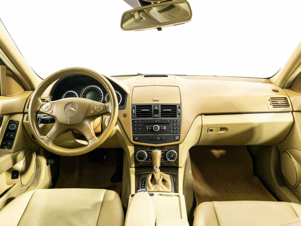 Купить Mercedes-Benz C-Класс с пробегом. Фото: #12