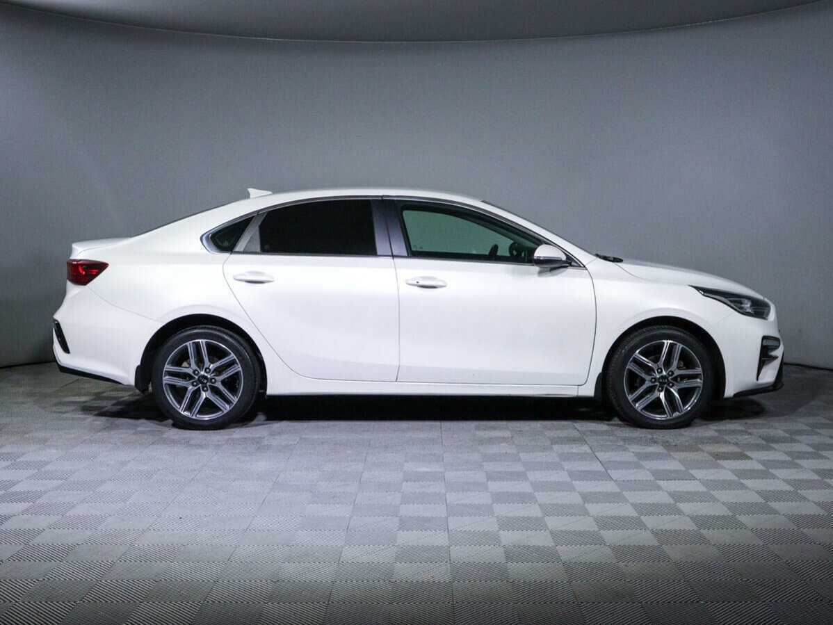Купить Kia Cerato с пробегом. Фото: #3