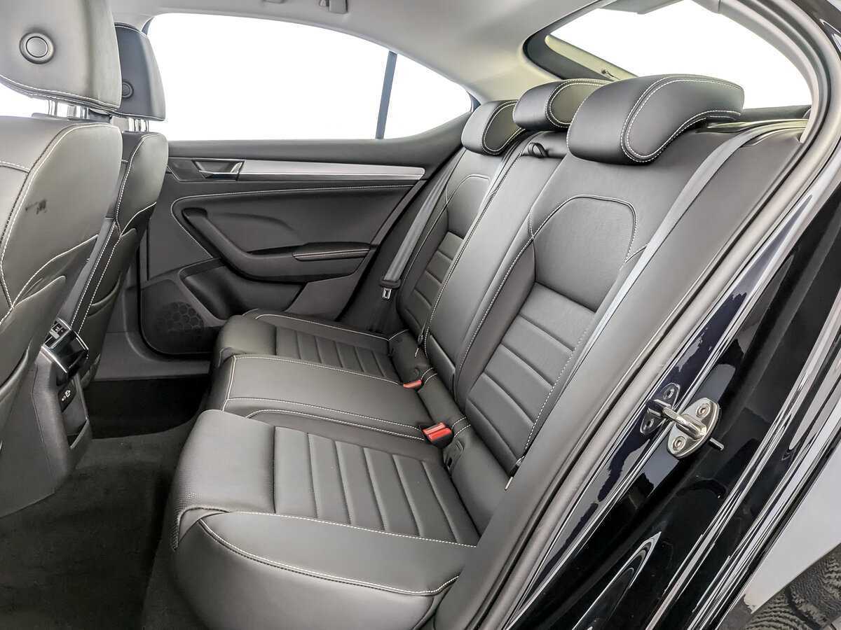 Купить Skoda Superb с пробегом. Фото: #10