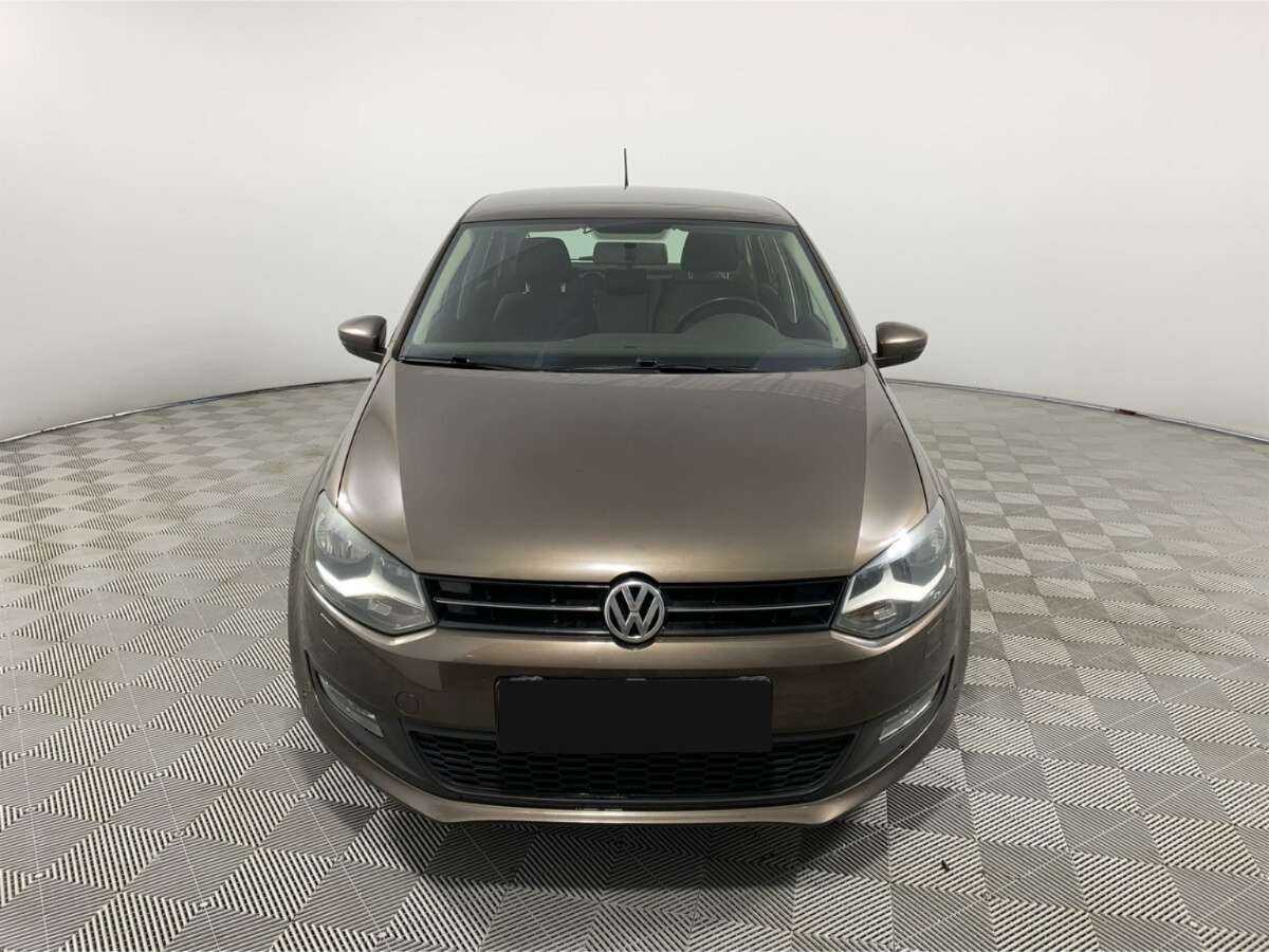 Купить Volkswagen Polo с пробегом. Фото: #1