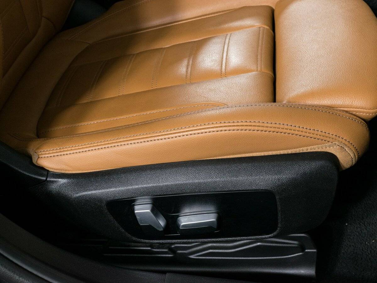 Купить BMW 3 серии с пробегом. Фото: #19