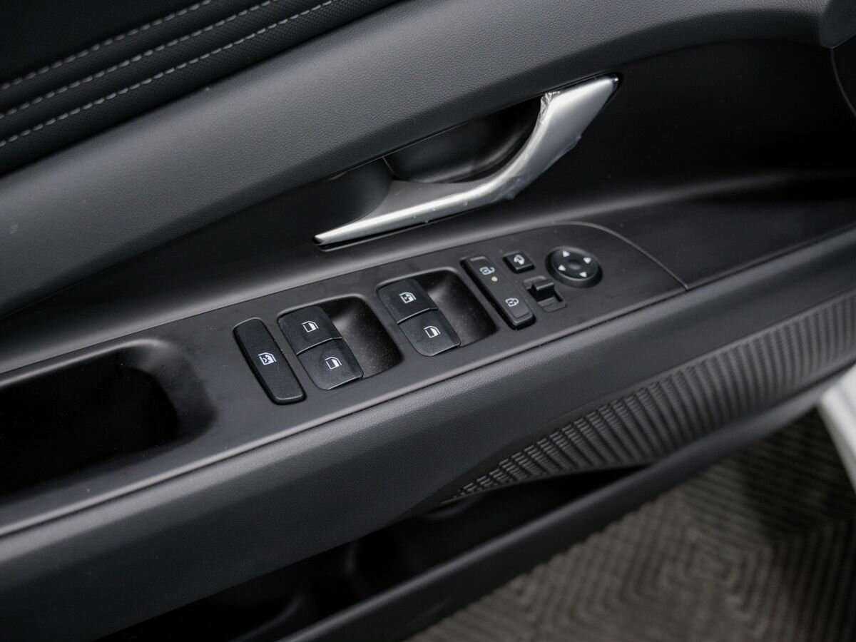 Купить Hyundai Elantra с пробегом. Фото: #15
