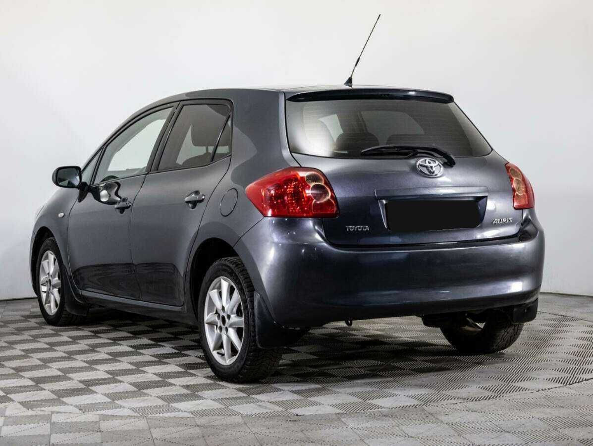 Купить Toyota Auris с пробегом. Фото: #6