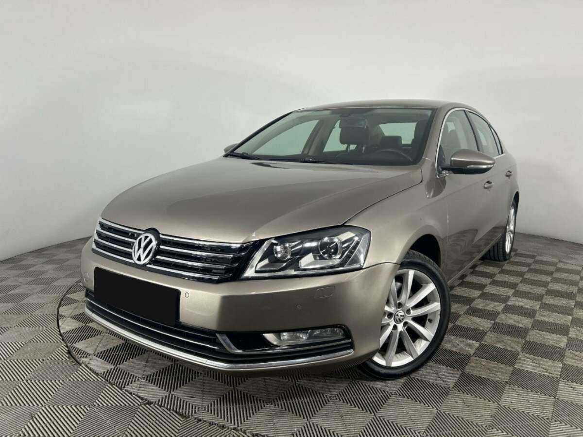 Купить Volkswagen Passat с пробегом. Фото: #0