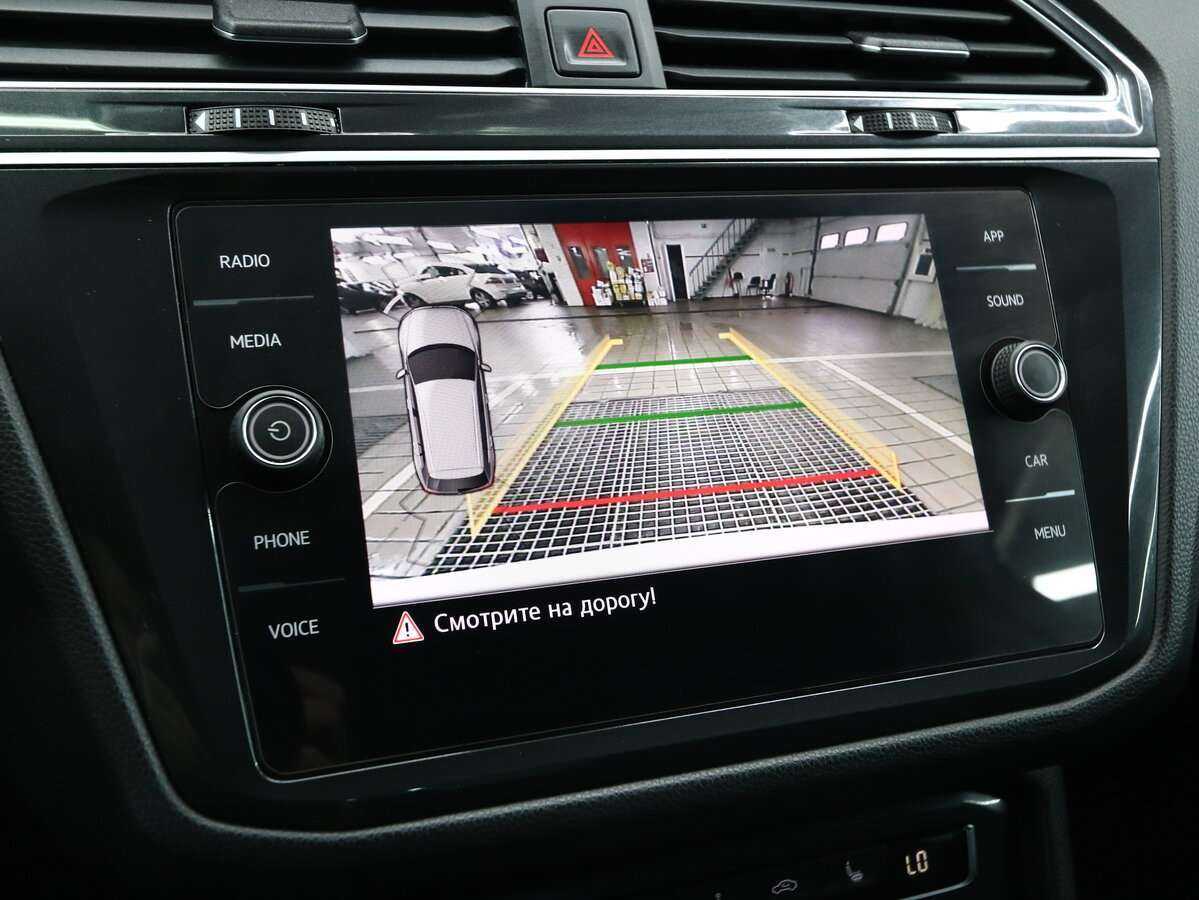 Купить Volkswagen Tiguan с пробегом. Фото: #19
