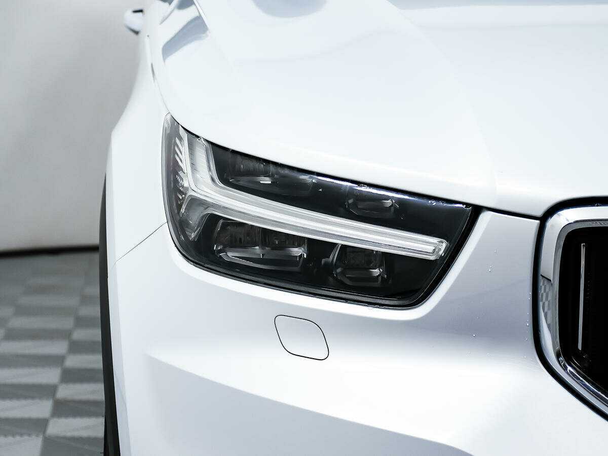 Купить Volvo XC40 с пробегом. Фото: #14