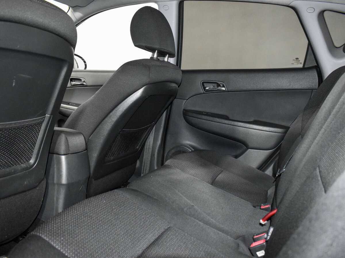Купить Hyundai i30 с пробегом. Фото: #11