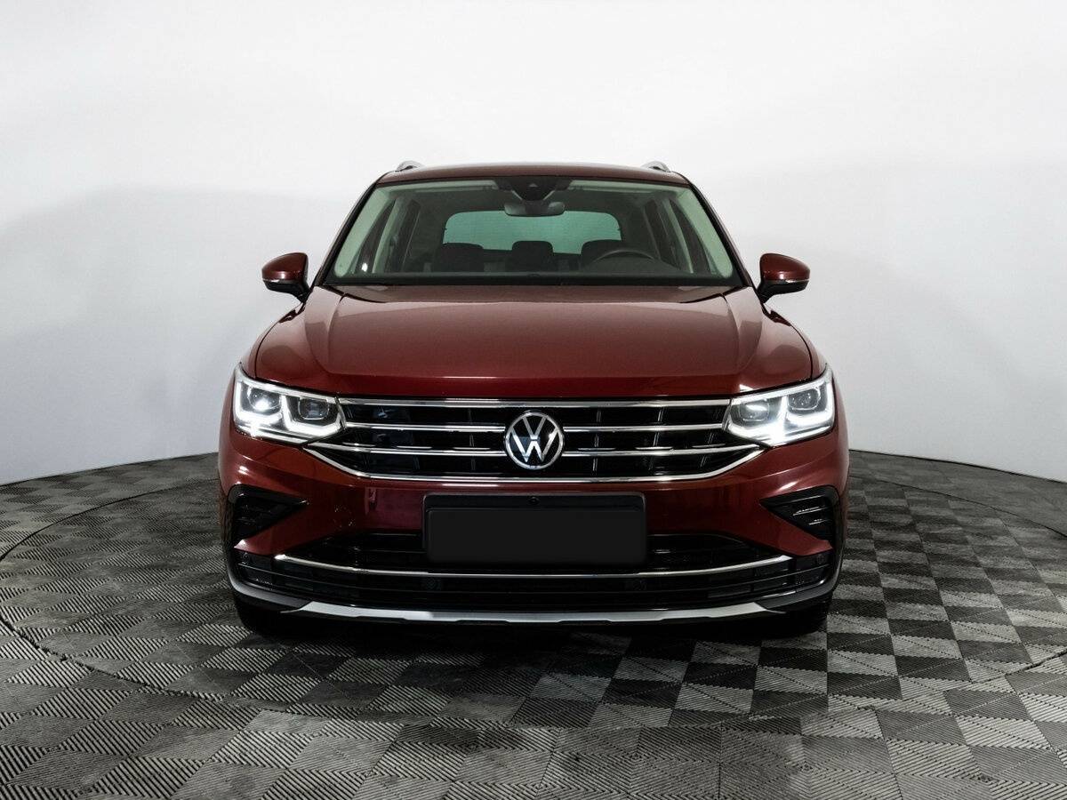 Купить Volkswagen Tiguan с пробегом. Фото: #1