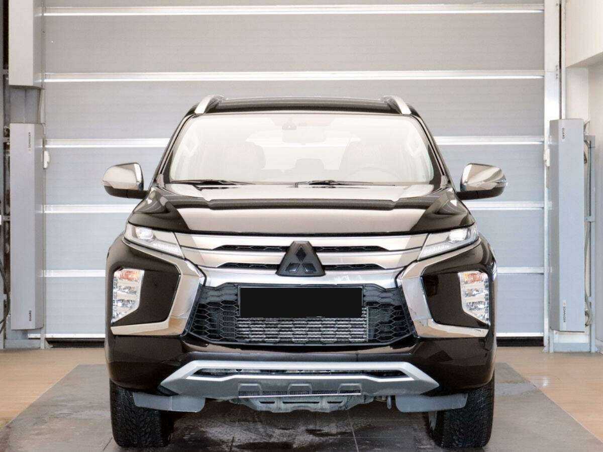 Купить Mitsubishi Pajero Sport с пробегом. Фото: #1