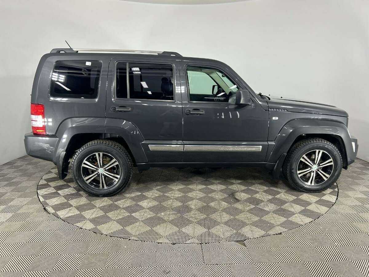 Купить Jeep Cherokee с пробегом. Фото: #3