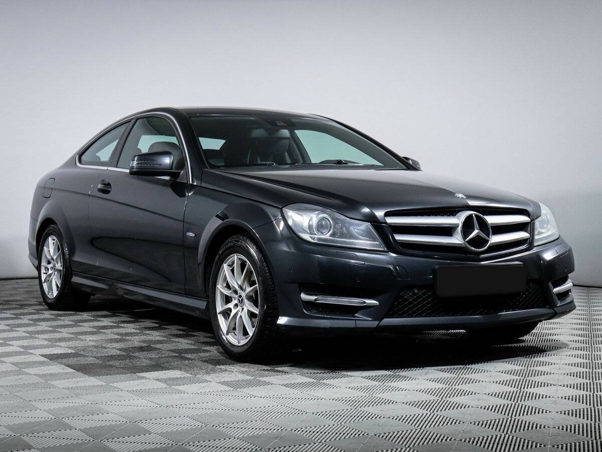 Купить Mercedes-Benz C-Класс с пробегом. Фото: #2