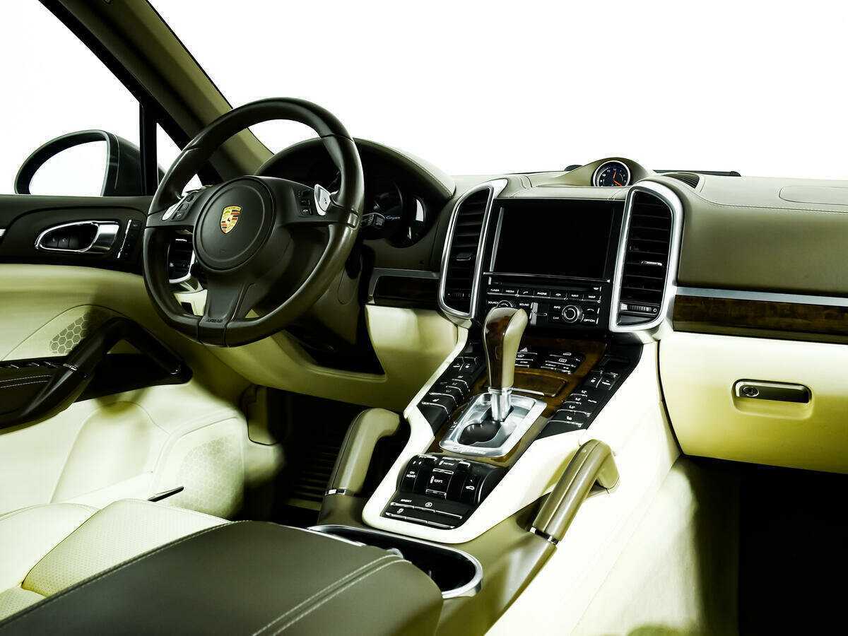 Купить Porsche Cayenne с пробегом. Фото: #8
