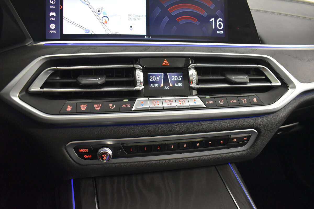Купить BMW X7 с пробегом. Фото: #25