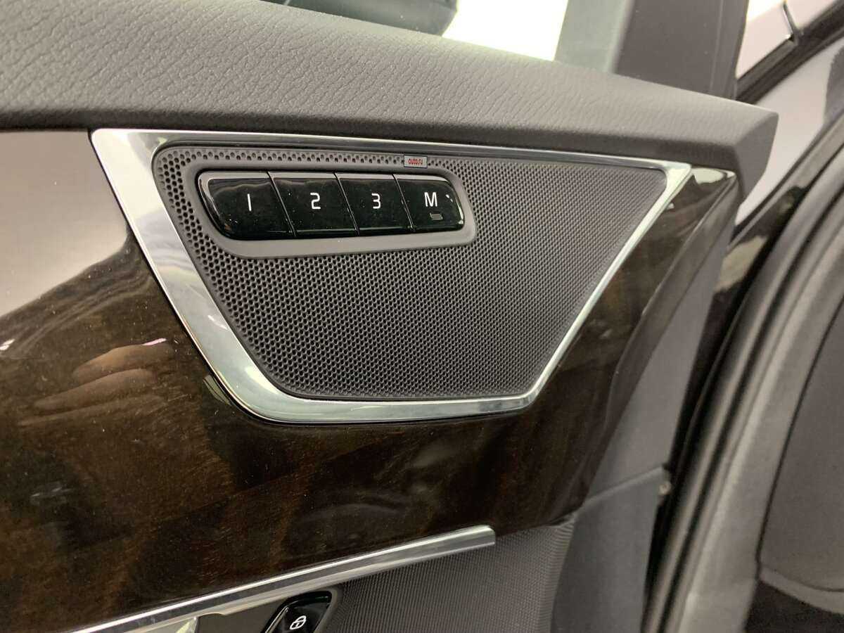 Купить Volvo XC90 с пробегом. Фото: #16