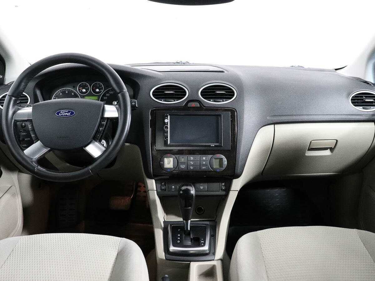 Купить Ford Focus с пробегом. Фото: #10