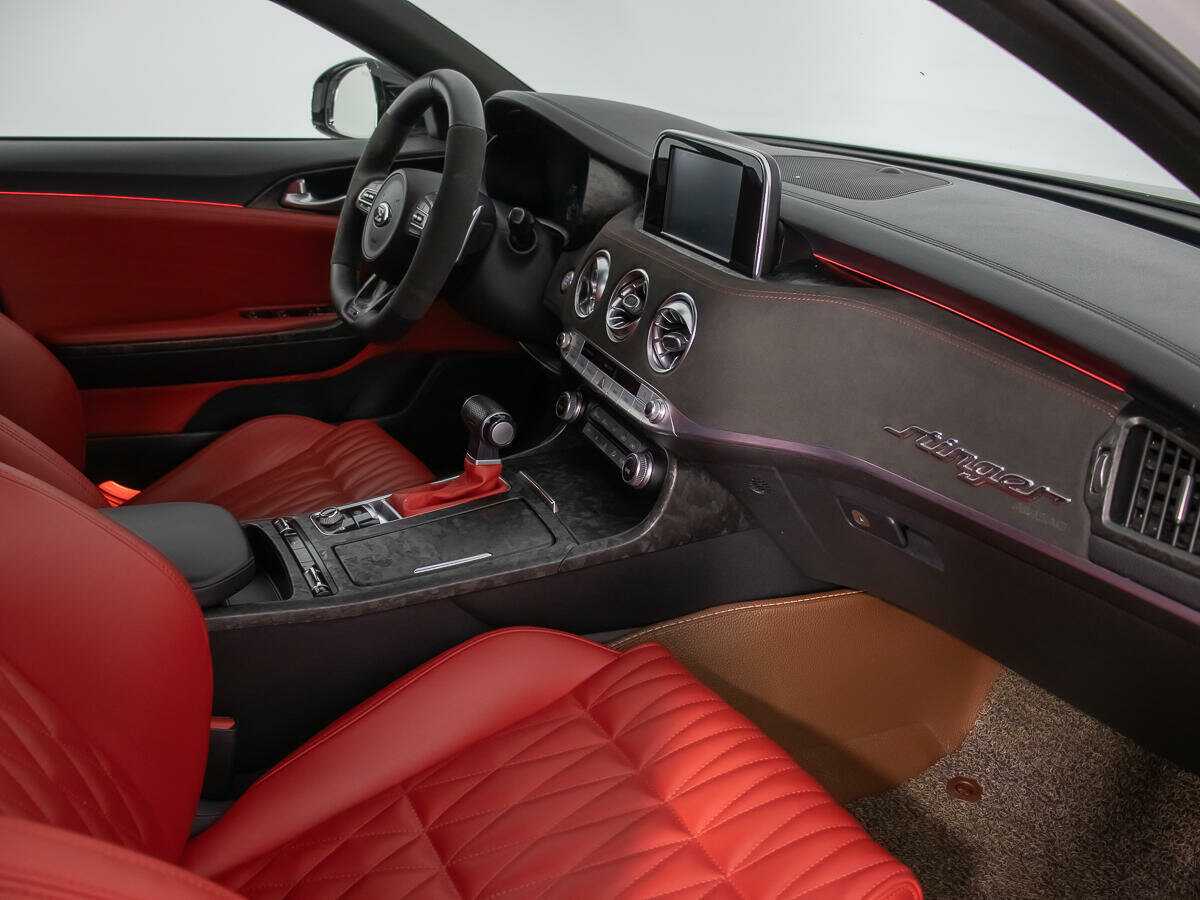 Купить Kia Stinger с пробегом. Фото: #8