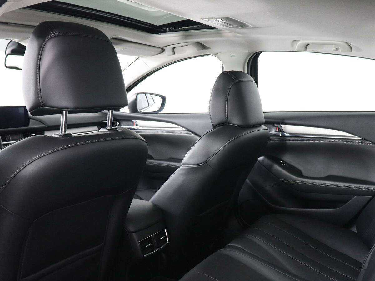 Купить Mazda 6 с пробегом. Фото: #11