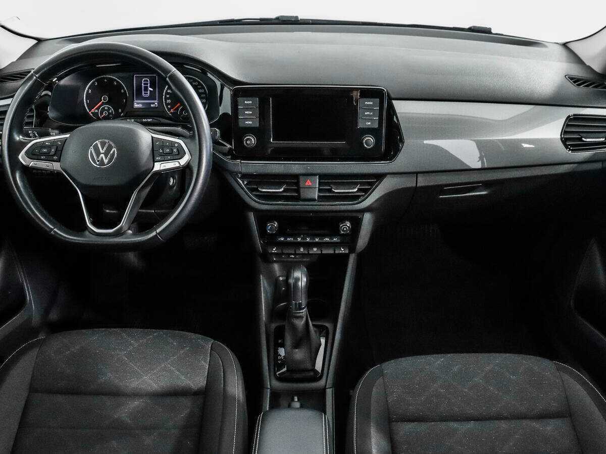 Купить Volkswagen Polo с пробегом. Фото: #11