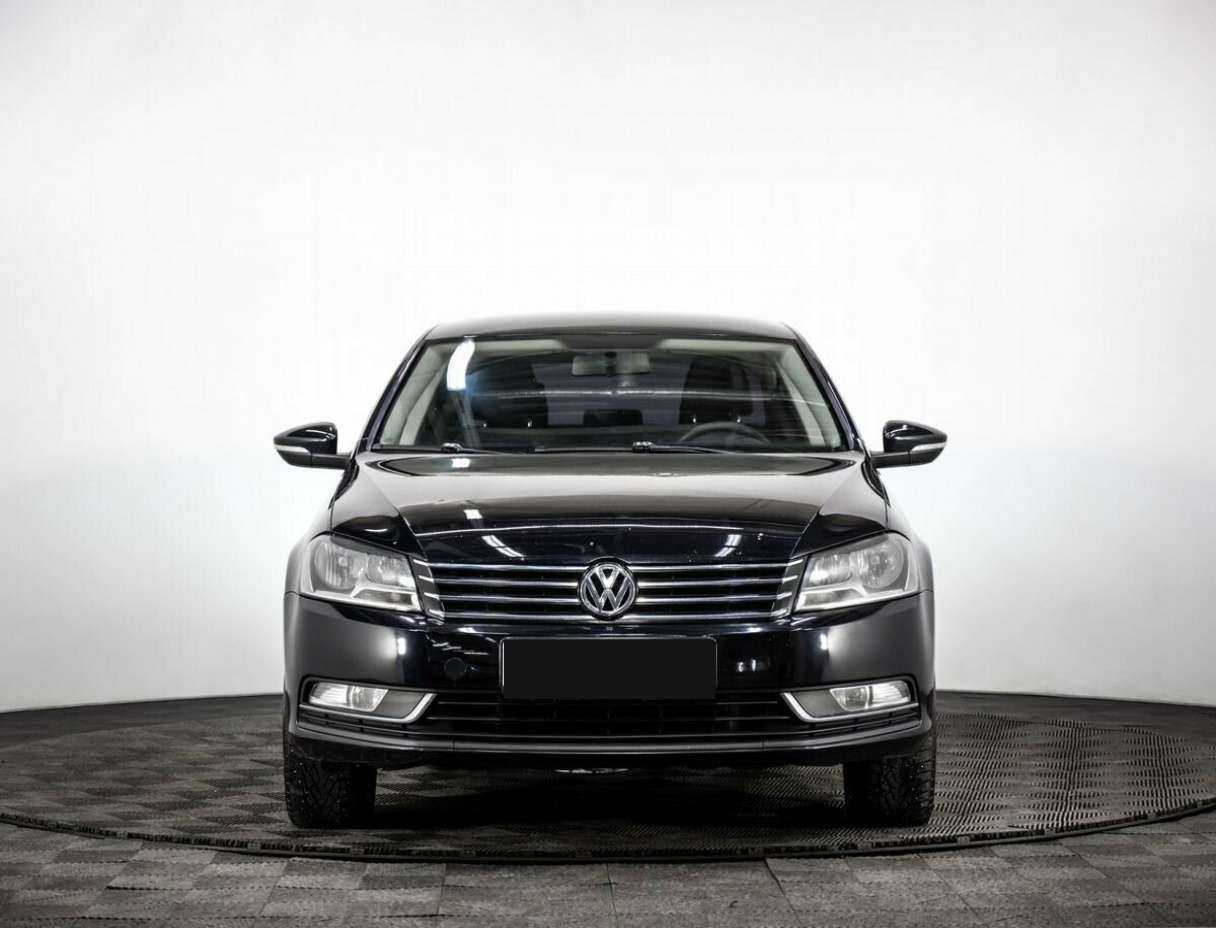 Купить Volkswagen Passat с пробегом. Фото: #1