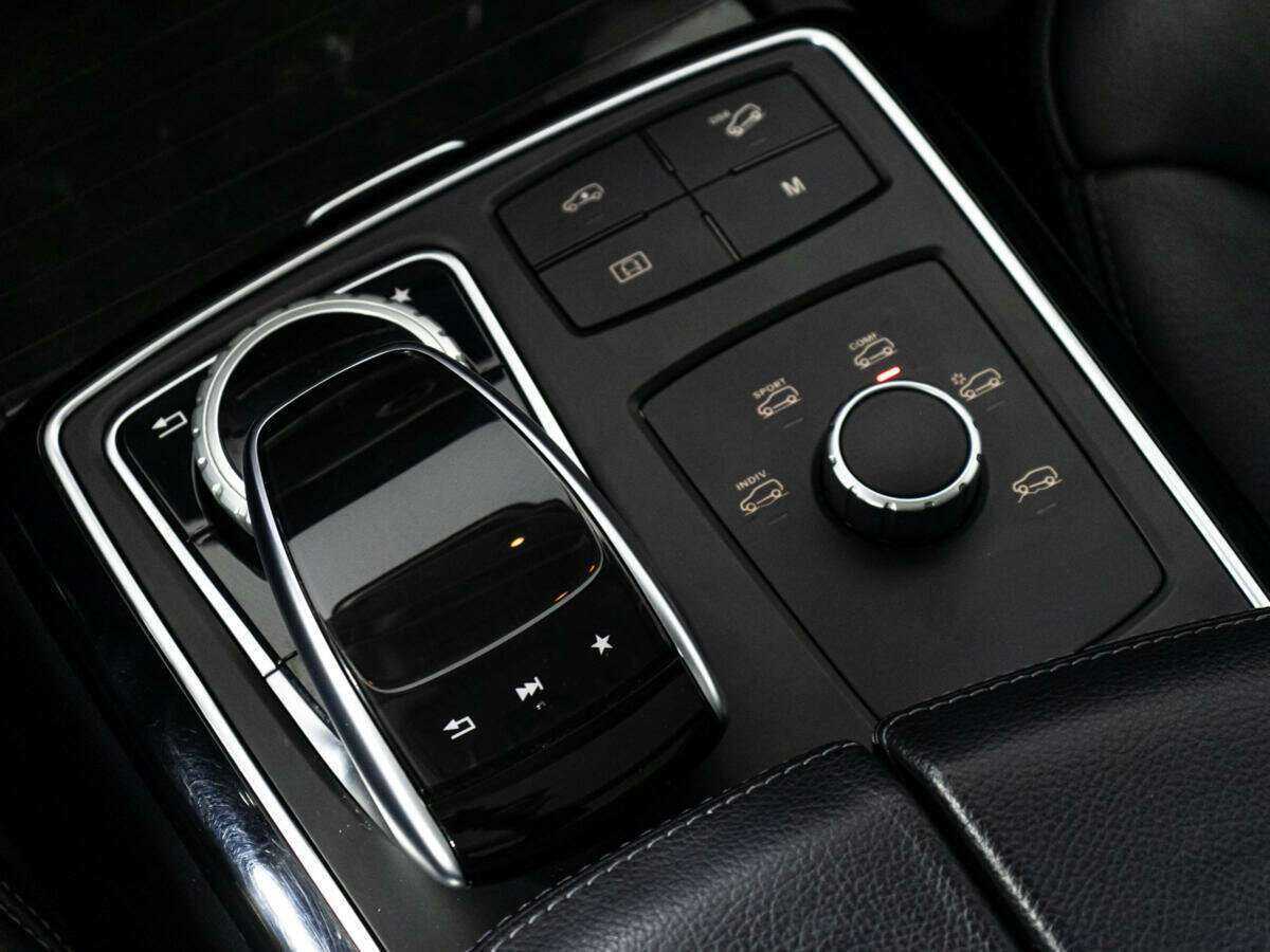 Купить Mercedes-Benz GLS с пробегом. Фото: #18