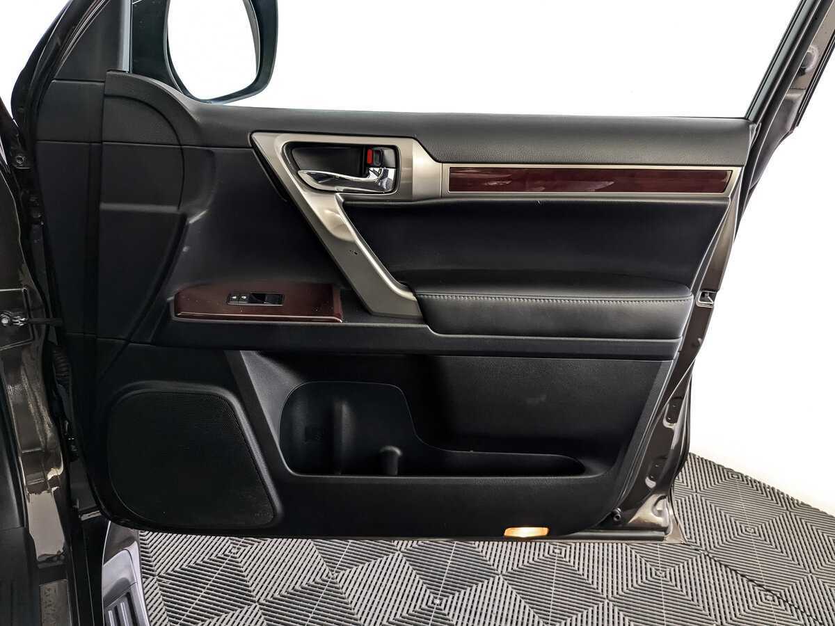 Купить Lexus GX с пробегом. Фото: #20