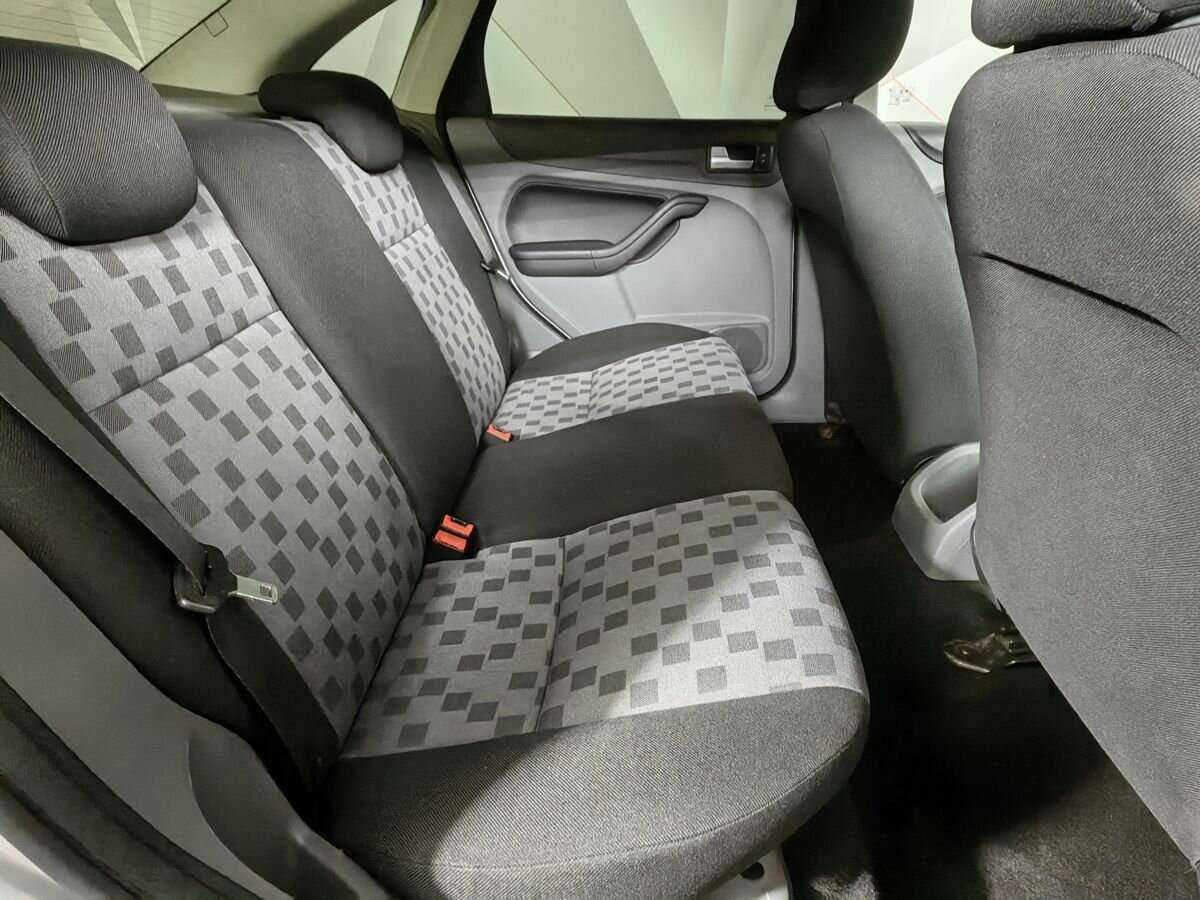 Купить Ford Focus с пробегом. Фото: #11