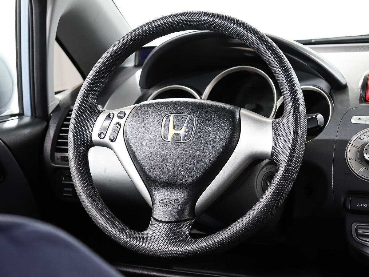 Купить Honda Jazz с пробегом. Фото: #11