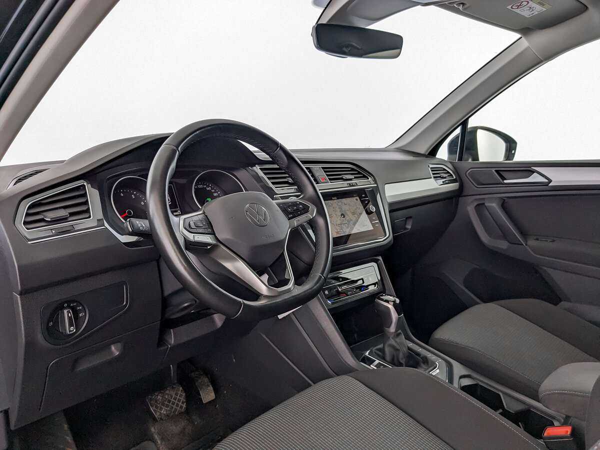 Купить Volkswagen Tiguan с пробегом. Фото: #13