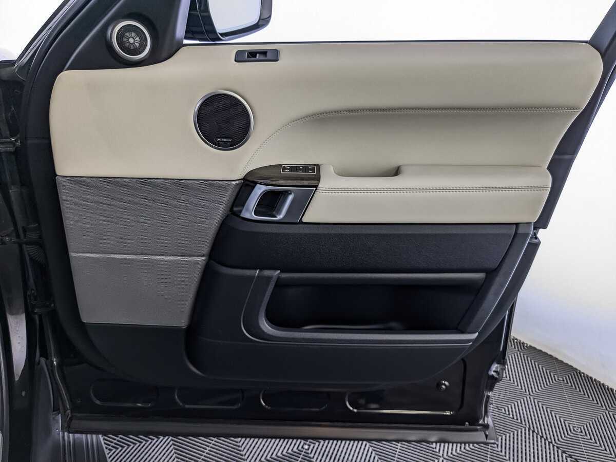 Купить Land Rover Range Rover Sport с пробегом. Фото: #18
