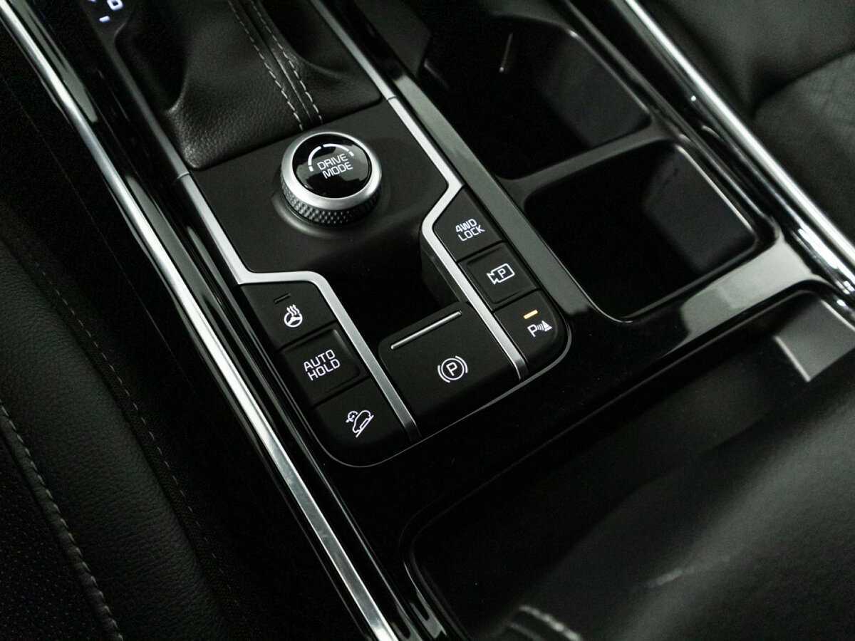 Купить Kia Sorento с пробегом. Фото: #25
