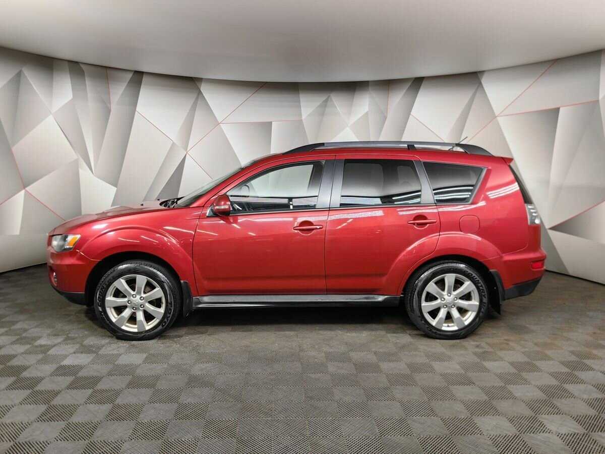 Купить Mitsubishi Outlander с пробегом. Фото: #4