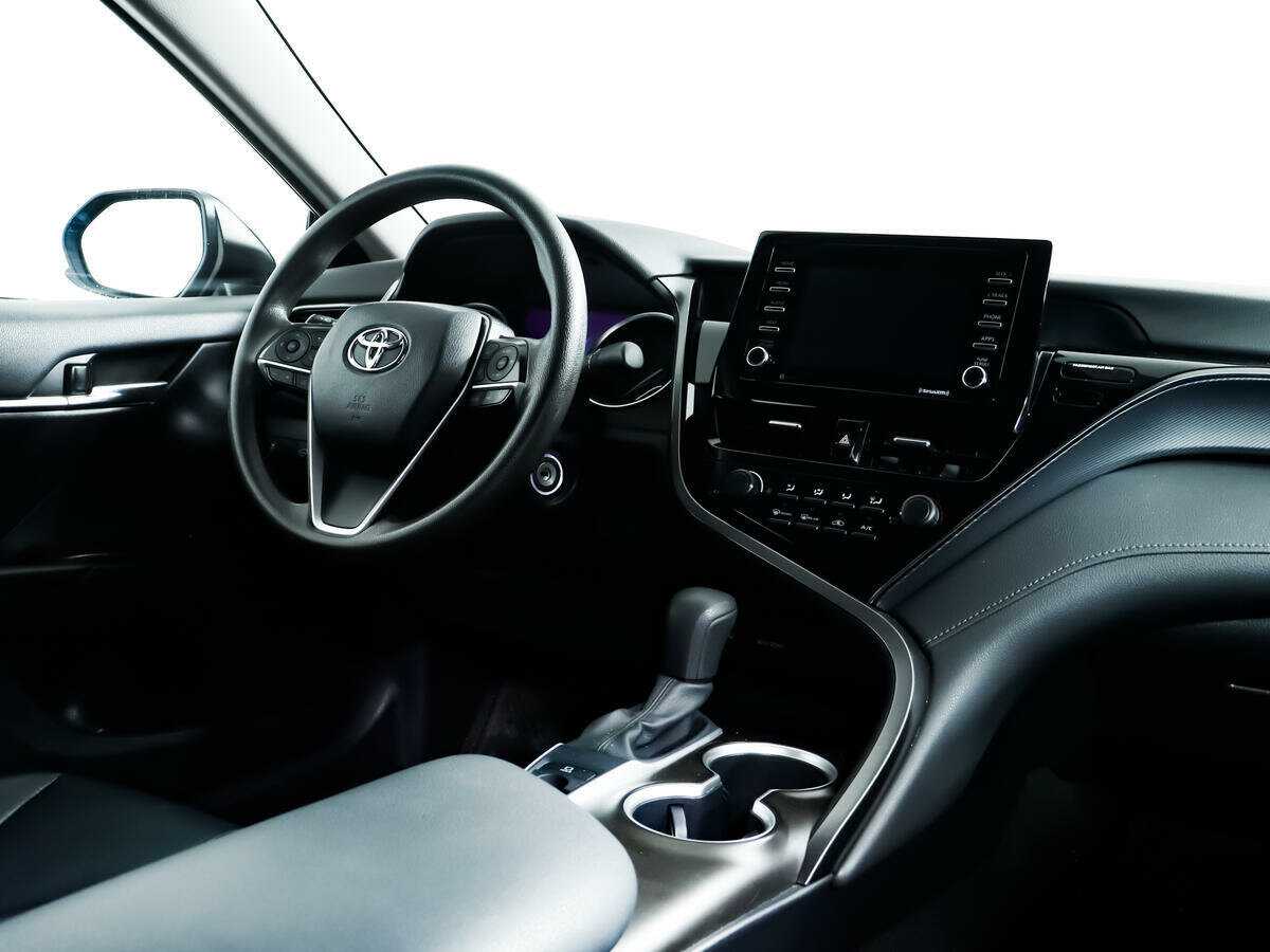 Купить Toyota Camry с пробегом. Фото: #8