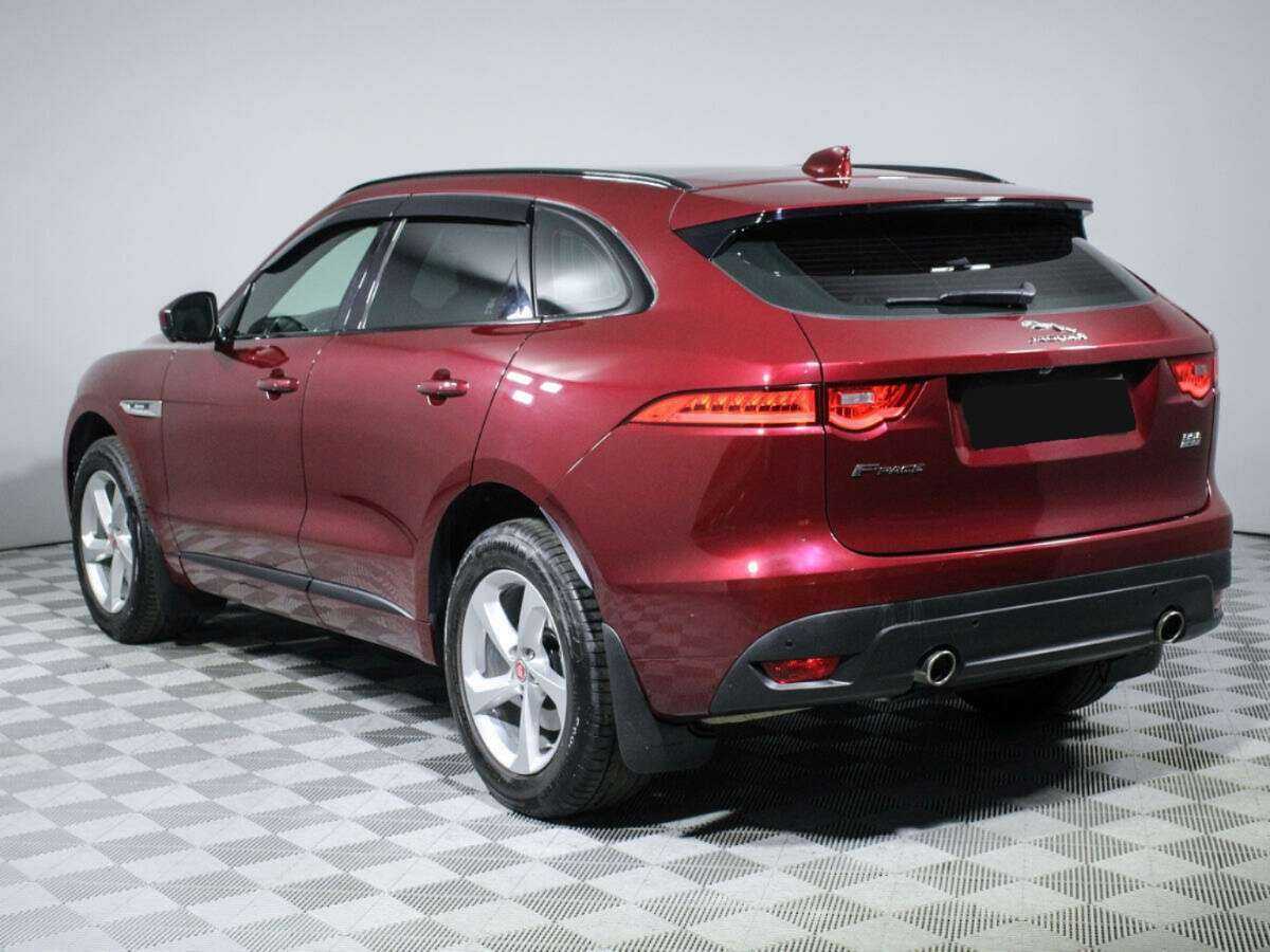 Купить Jaguar F-Pace с пробегом. Фото: #4