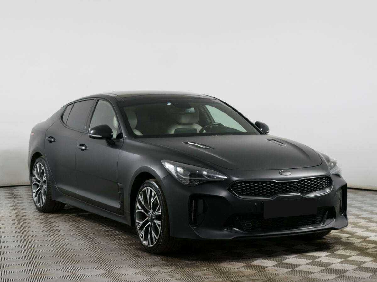 Купить Kia Stinger с пробегом. Фото: #2
