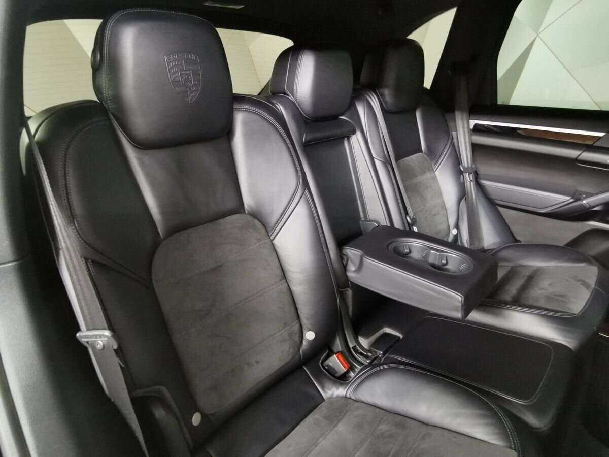 Купить Porsche Cayenne с пробегом. Фото: #10