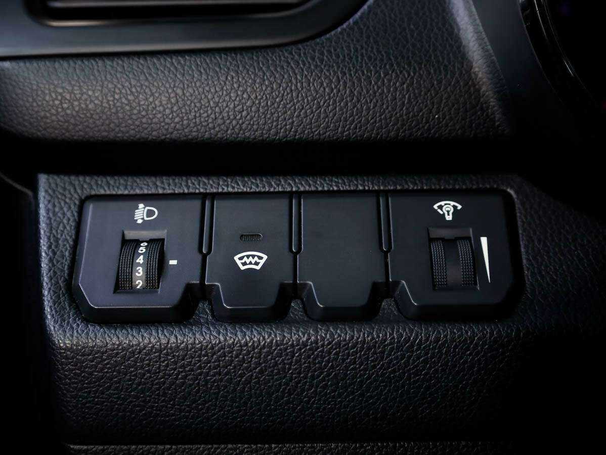 Купить Kia Rio с пробегом. Фото: #11