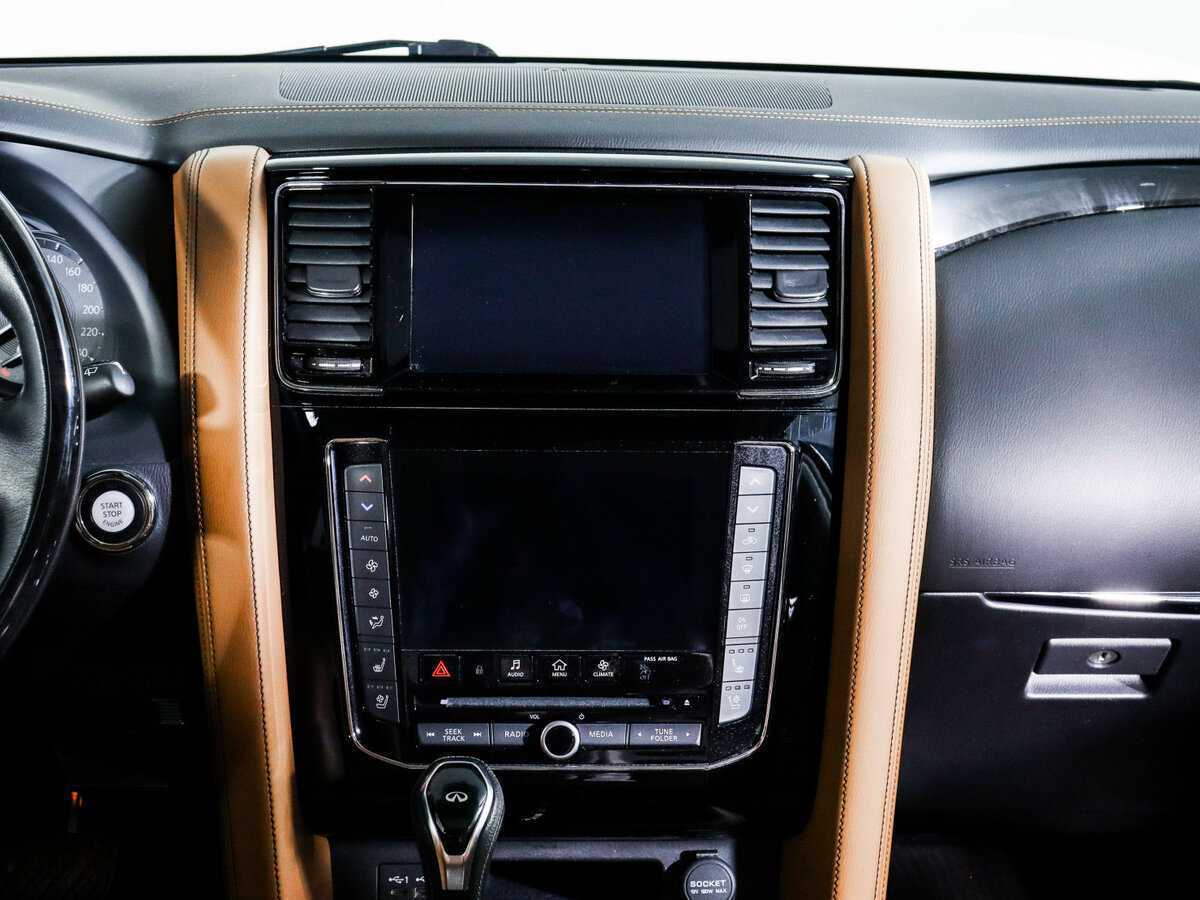Купить Infiniti QX80 с пробегом. Фото: #9